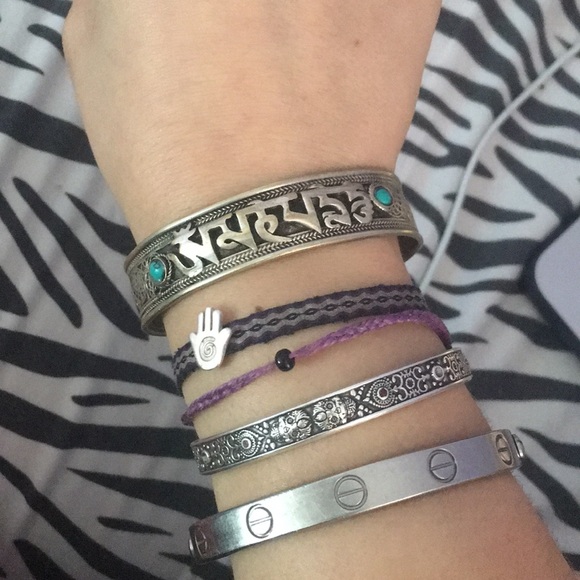 Silver Bangle - Picture 5 of 8